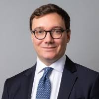 100+ perfiles de «Parson»