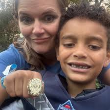 How can I reach the USPS delivery driver for a missing package in Jennings,  LA?