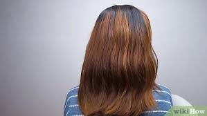 After a few seconds, unravel your locks, and you'll have playful curls. How To Curl Short Hair With A Curling Iron 12 Steps
