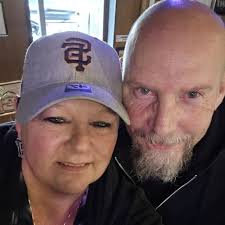 What is the best nail salon for a full set in Stockton?