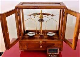 6 x teliti sumber anak timbangan pada lengan neraca dapat digeser sehingga anda dapat mengukur massa benda. Jawaban Alat Untuk Menimbang Emas Ilmusiana