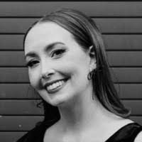 Olivia Kalinowski's Instagram, Twitter & Facebook