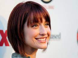 She is known for her roles as chloe sullivan on the wb/cw series, smallville and as amanda on the fx series. Smallville S Allison Mack Was Allegedly A Top Member Of Cult That Abused Women Brooklyn The Guardian
