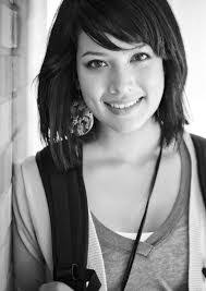 Amy Kennett's Instagram, Twitter & Facebook