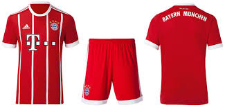 Bei seinem ersten medienauftritt als neuer trainer des fc bayern nimmt julian nagelsmann den heftig kritisierten leroy sané in schutz. Bayern Munchen Trikot 2017 2018 Das Neue Heimtrikot Fooneo Fussball