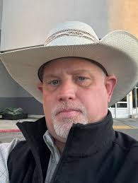 Can we find my uncle Barry a date or some good banter ?? 48 years young  from northwest area. Been single a while now and looking to change it.