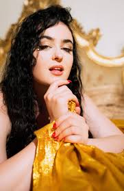 Wallflower Jessica Eisner Photographer 🧡