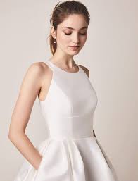 Jesus Peiro 166 Wedding Dress Miss Bush London Surrey Uk In 2020 Wedding Dress With Pockets Wedding Gown Guide Wedding Dresses Images