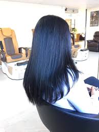 The blue hair gives high quality services by using the most. Oskar 188 Salon