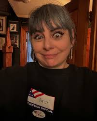 Holly Black (@blackholly) • Photos et vidéos Instagram