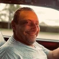 Vincent Mineo's Instagram, Twitter & Facebook