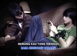 Dm a/c# kau takkan pernah mengerti dm g hati kecilku disini. Second Civil Aku Kau Dan Kenanganku Video Dailymotion