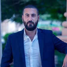 It is a remake of the 2011 film of the same name, with david farr as showrunner and primary … Aud Imad Hanna