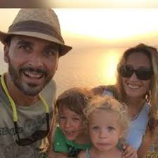 Stream Gabriel Medrano music