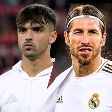 ساخر بيتيسي