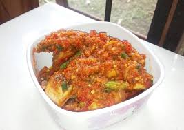 Sajikan sambal dengan ayam goreng dan kremesan. Cara Membuat Ayam Goreng Sambal Terasi Enak Sempurna