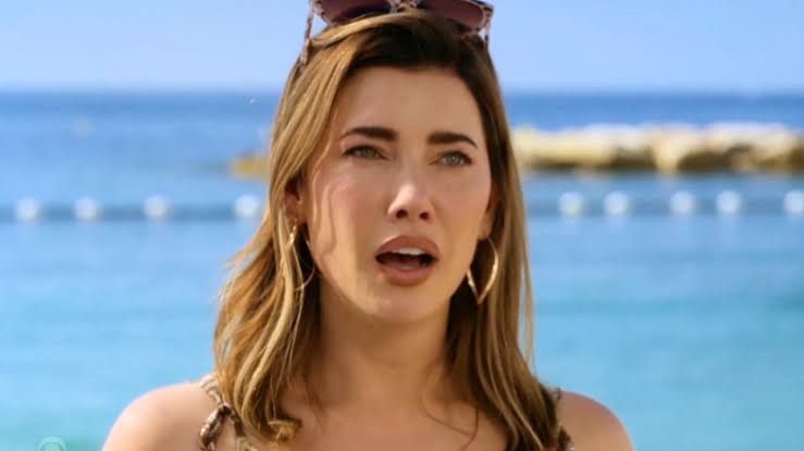 The Bold and the Beautiful' Fans Can't Stop Talking About Steffy's Beach  Blowup and What Comes Next - Yahoo News Canada