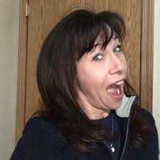 Rina Murphy's Instagram, Twitter & Facebook