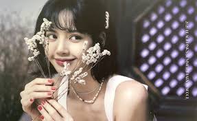 Lisa (BLACKPINK): Từ sao nhí Thái Lan đến 'em gái quốc tế' làm nên lịch sử  và những giọt nước mắt chảy ngược phía sau thành công