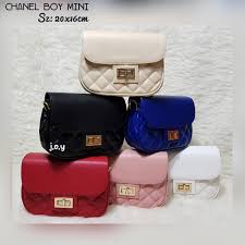 Tas selempang sering dijadikan pilihan karena tampilan yang kasual dan lebih nyaman digunakan. Tas Selempang Wanita Kulit Import Tas Murah Sling Bag Tas Wanita Tas Batam Tas Grosir Ch Boy 87hvq Shopee Indonesia