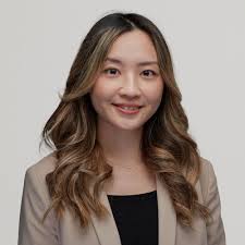 Edith Chong's Instagram, Twitter & Facebook