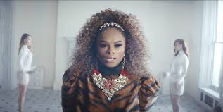 Скачай fleur east favourite thing и fleur east figured out. Nach Sax Meldet Sich Fleur East Mit Favourite Thing Zuruck