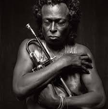 4.6 out of 5 stars 15. Poster Affiche Miles Davis Jazz Trompette Artiste Jazzmen Tutu 80 S Ebay