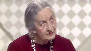 Classically Curious: The making of Miriam Hyde