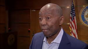 HISD takeover: Houston Mayor Sylvester Turner says TEA's handling of HISD  takeover deserves an 'F'