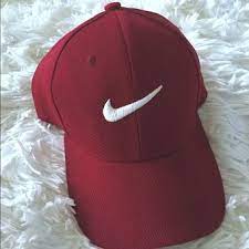Nike Womens Running Shoes Are Designed With Innovative Features And Technologies To Help You Run Your Best Whatev Nike Baseball Hats Nike Hat Nike Accessories