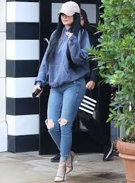 We did not find results for: Pin By Nomtee Ndlovu On Inspiracao Look Kylie Jenner Outfits Casual Kylie Jenner Outfits Jenner Outfits