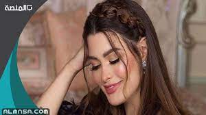 تسريحات شعر مفتوح 2021 المنصة