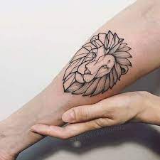 Tatuaz Lew Znaczenie Historia 50 Zdjec Small Tattoos Lion Tattoo Tattoos