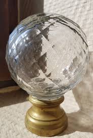 Boule De Rampe D Escalier Verre Cristal Laiton Eur 50 00 Il Y A Qqs Traces Sur Le Verre Je N Ai Pas Trouve Le Produit Pour Le Rampe Escalier Escalier Rampes
