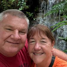 Congratulations to former Bengals DE Sam Hubbard