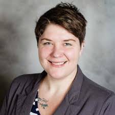 Amanda Henrich's Instagram, Twitter & Facebook