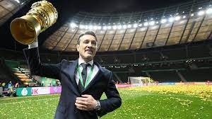 Mit den letzten landespokalsiegern fc carl zeiss jena und bremer sv ist das starterfeld der 64 teilnehmer komplett. Dfb Pokalfinale Bleibt Bis 2025 In Berlin Rbb24