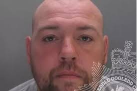 Rogue builder who conned customers out of £14,000 spent the money