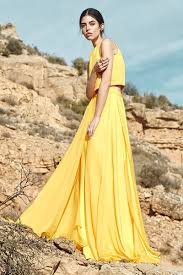 Consulta nuestro centro de ayuda. 18 Vestidos Para Invitadas Que Inspiraran Tu Proximo Look De Boda De Dia Tendencias De Bodas Magazine Blog