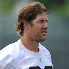 CGB Hall of Fame: (2)Scott Fujita v. (7)Hardy Nickerson