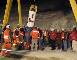 Culmina con éxito operación de rescate de los 33 mineros en Chile