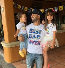 Because of this song and music video, luis fonsi became one the fastest growing youtube channels of all time and is currently the 81st most subscribed and 63rd most viewed. Luis Fonsi Indonesia On Instagram Rocco Fonsi Mikaela Luisfonsi Celebrity Babies Daddy Yankee Celebs