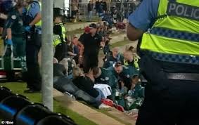 Stay up to date with all of the breaking headlines from gold coast qld. Mongols Bikie Home Shot At In Horror Drive By Amid Fears Of A Gang War In Perth Daily Mail Online