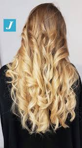 Il degradè sui capelli biondi rende ancora più luminoso l'effetto . Pin On Natural Shades Degrade Joelle
