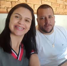 As famosas Inglesinhas coloridas agora com a super tendências dos esmaltes  Neons 😍😍 . 👜 ONDE COMPRAR: link na Bio 📷@fernandasouza_nails ⚠ A cor do  produto pode variar de acordo com a foto e iluminação 😉⠀⠀⠀⠀⠀⠀]