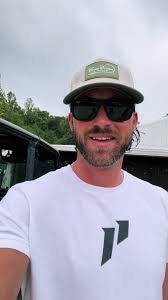 Riley Green Farm Drive by