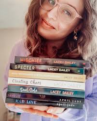 Lacey Dailey (@laceydaileywriter) • Instagram photos and videos