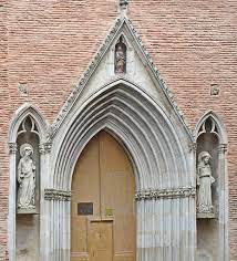 Son nom provient du latin taurus qui signifie colline. Eglise Notre Dame Du Taur Toulouse Destimap Destinations On Map