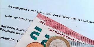 Wie lange genau, ist dabei die frage. Plotzlich Volljahrig So Retten Sie Das Kindergeld