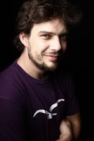 Demodern baut neues Geschäftsfeld auf und holt Nico Zimmermann an Bord